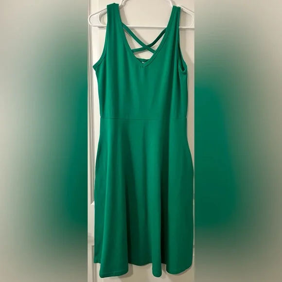Vobcity | Dresses | Womens Sleeveless Green Maxi Sundress With Pockets Size  Small | Poshmark
